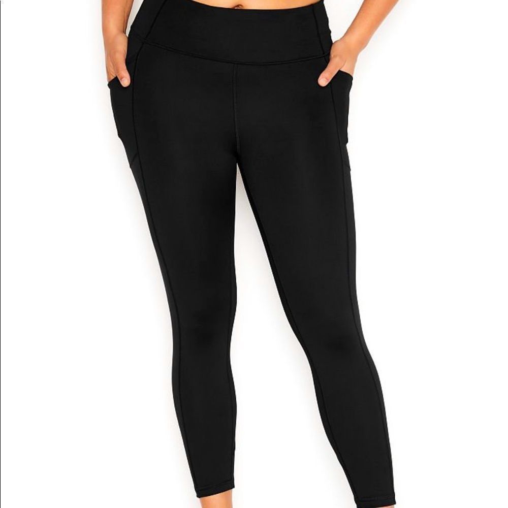 Victoria’s Secret leggings - basic black cropped/ankle